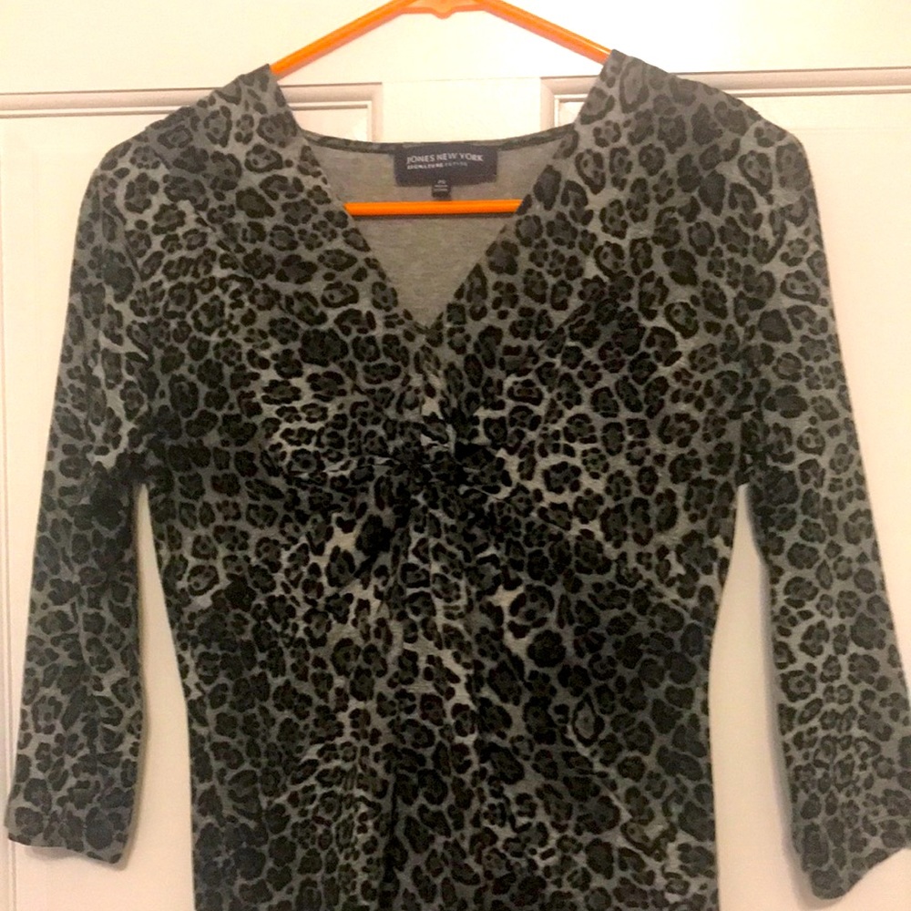 Jones New York leopard 3/4 sleeve top
